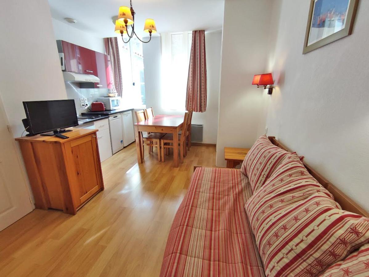 Pat 83, T2, Centre Luchon, Wifi, Casier A Skis, 4 Personnes Bagnères-de-Luchon 외부 사진
